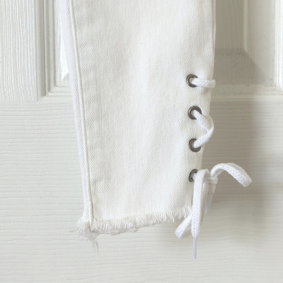 Levi's 711 Classic Low Rise Cropped Lace Up Ankle Cropped Skinny Jeans White 25 - Picture 16 of 16